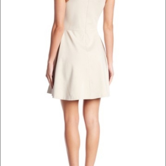 Love ady Dress! Size XL Beautiful! Cream Sexy - Picture 3 of 6